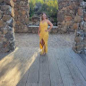 Meet your Posher, Paola